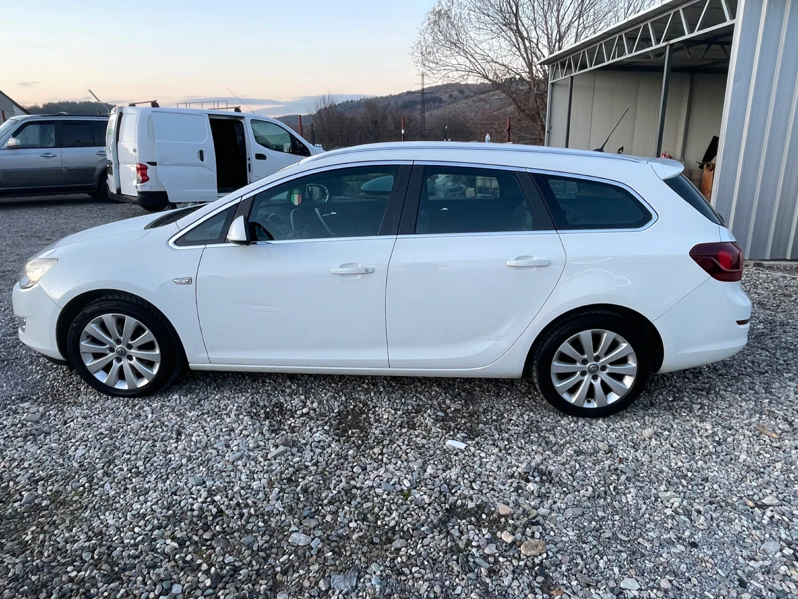 Opel Astra 1.7 cdti Cosmo - изображение 3