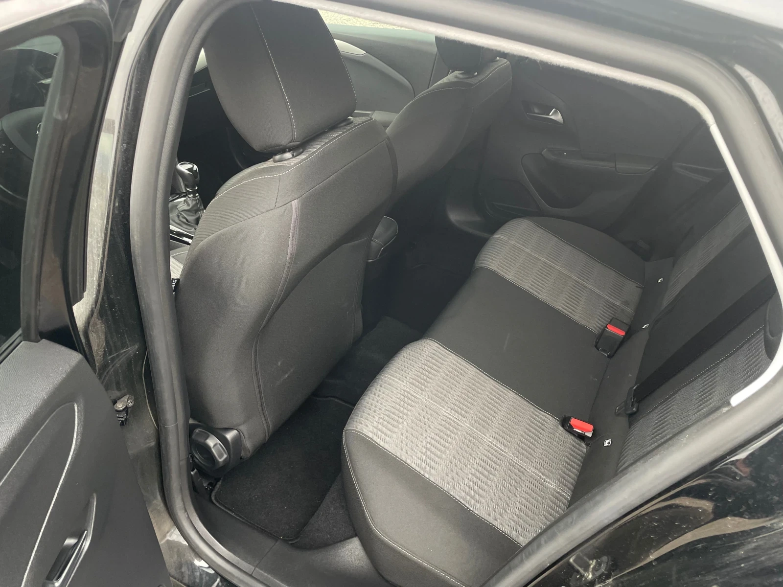 Opel Corsa 1.2 - изображение 10