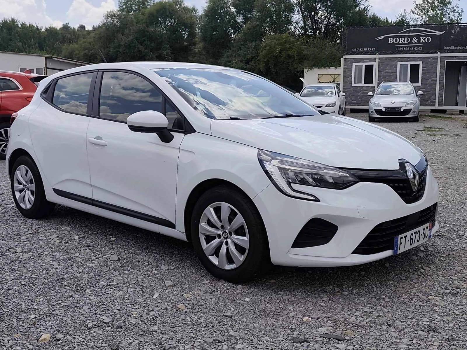Renault Clio euro 6, снимка 3 - Автомобили и джипове - 55023990