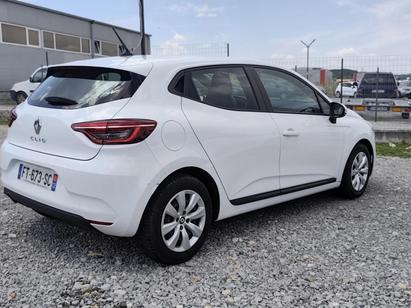 Renault Clio euro 6, снимка 4 - Автомобили и джипове - 55023990