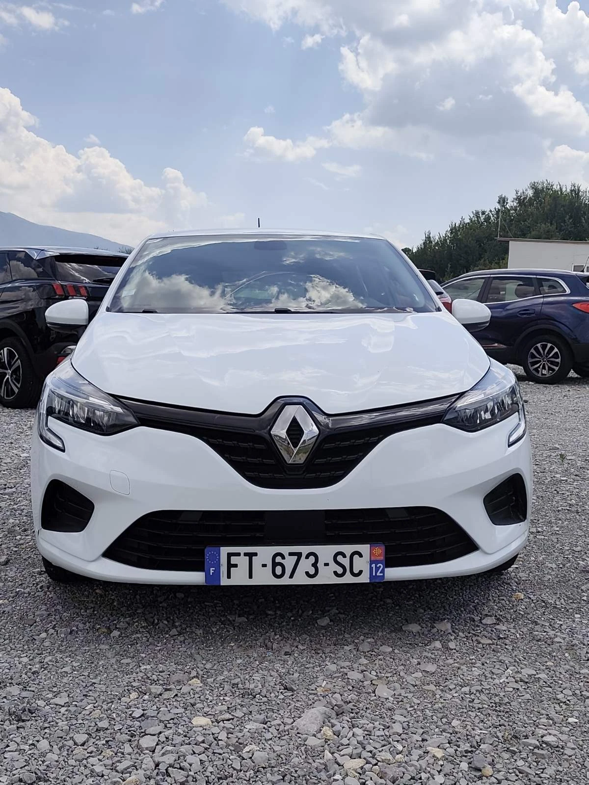 Renault Clio euro 6, снимка 2 - Автомобили и джипове - 55023990