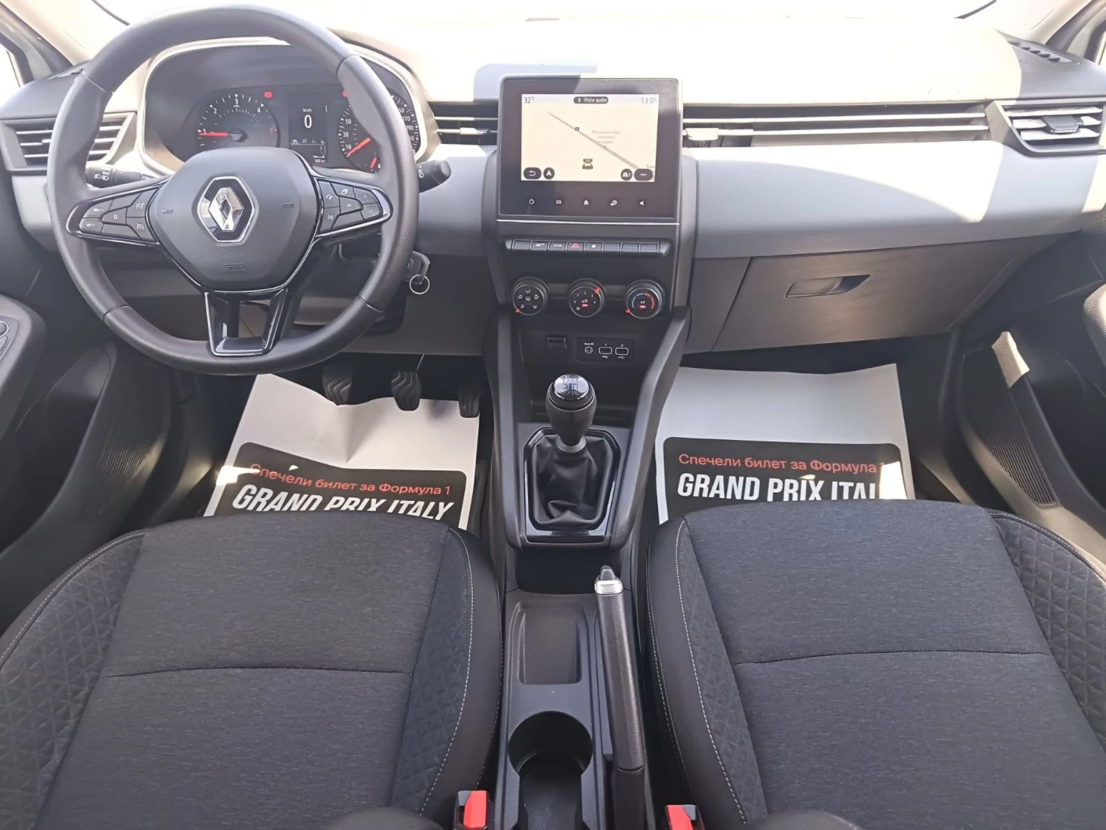 Renault Clio euro 6, снимка 9 - Автомобили и джипове - 55023990