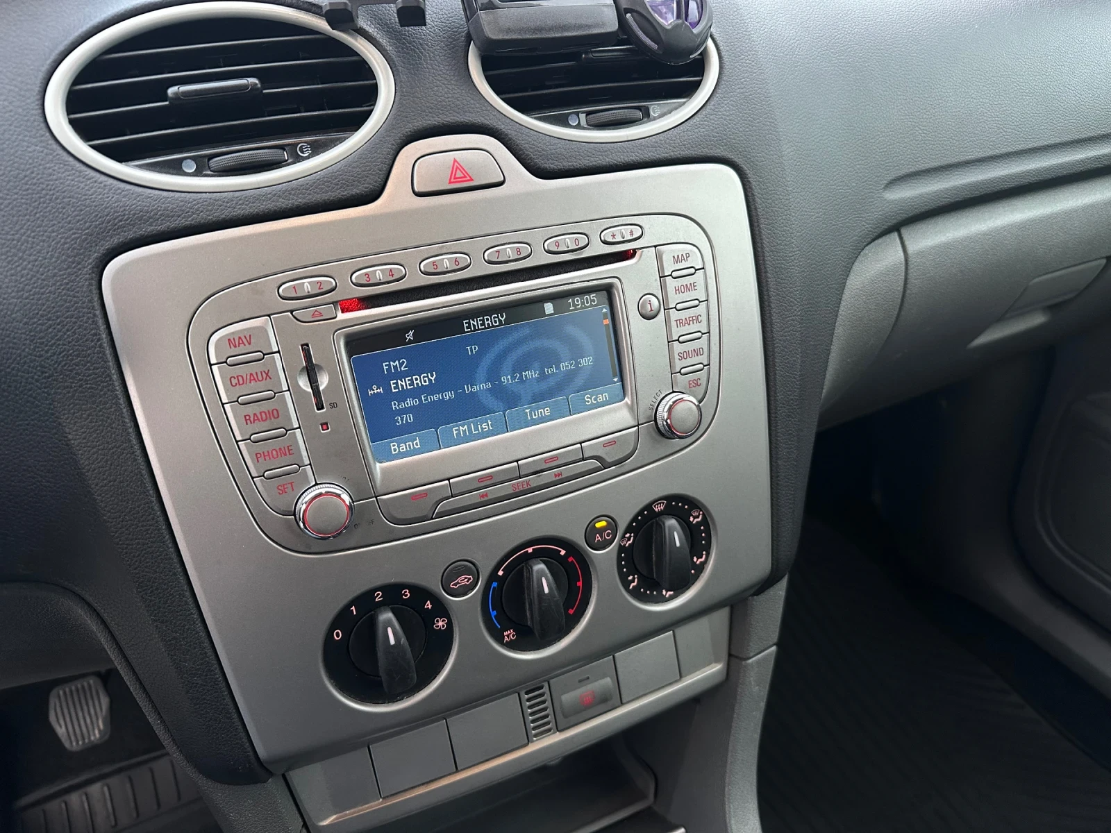 Ford Focus TDCI, снимка 8 - Автомобили и джипове - 54064754