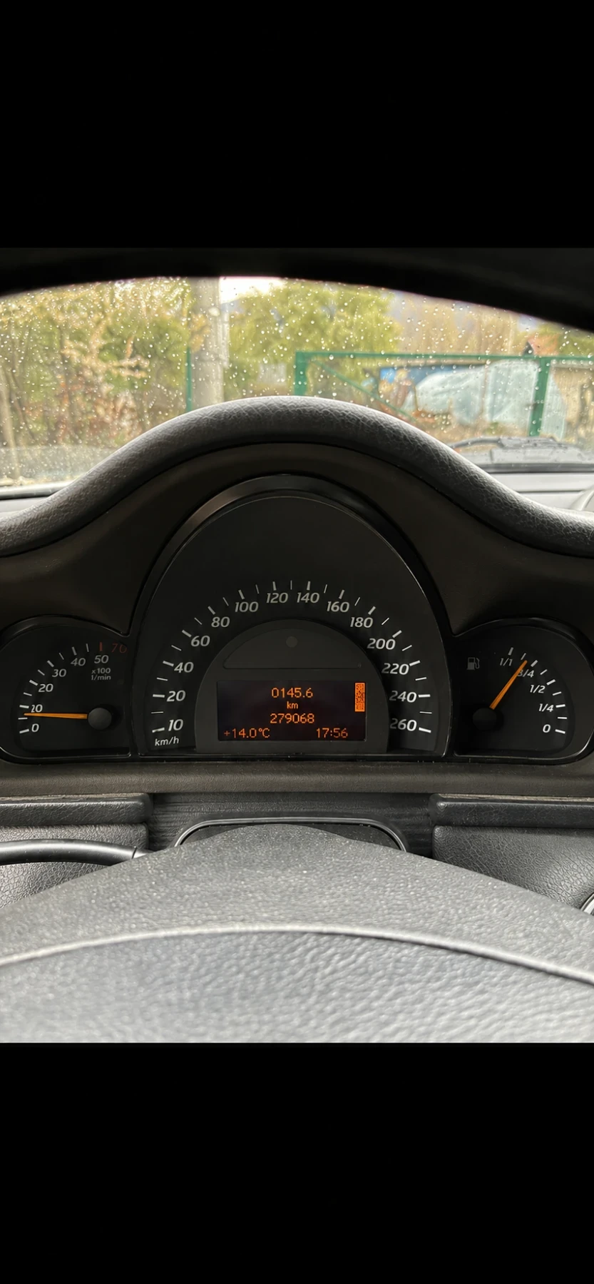 Mercedes-Benz C 220 Coupe, снимка 8 - Автомобили и джипове - 54270820