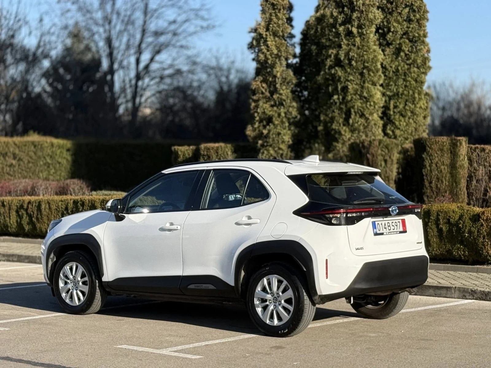 Toyota Yaris Cross Hybrid / 2022 / ������ / ��������� | Mobile.bg � ����������� 3