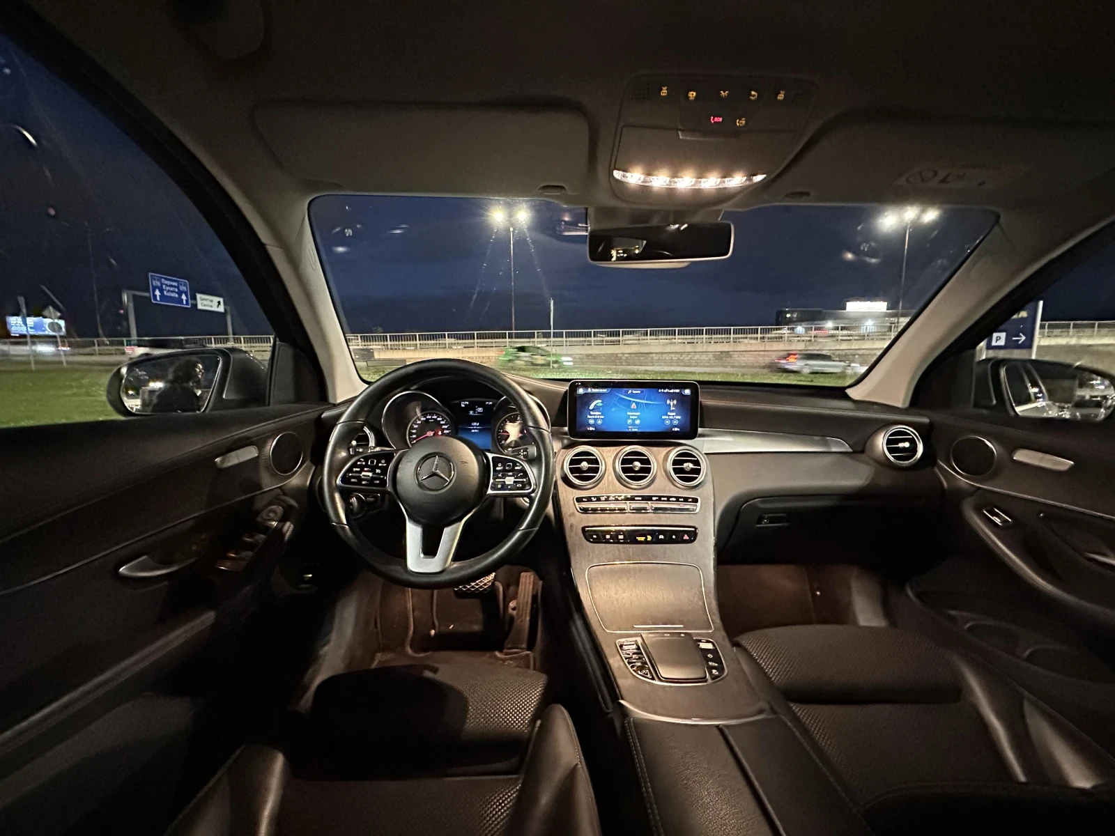 Mercedes-Benz GLC 200, снимка 11 - Автомобили и джипове - 54385681