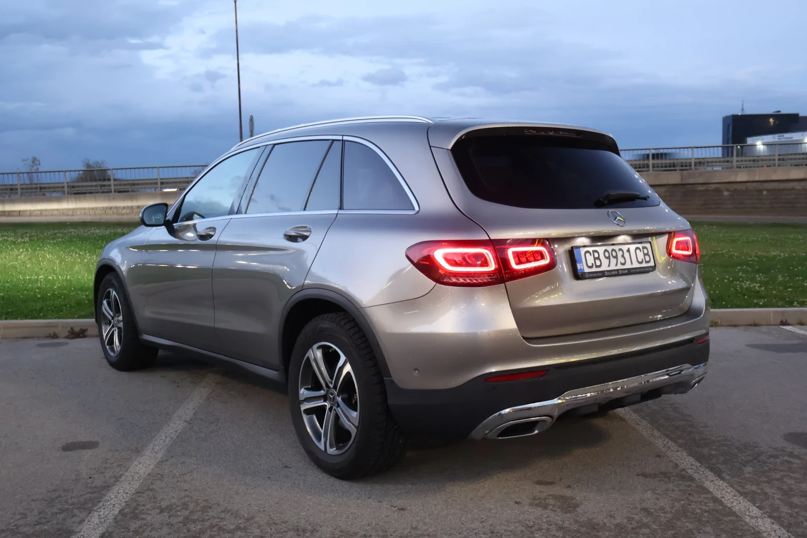 Mercedes-Benz GLC 200, снимка 8 - Автомобили и джипове - 54385681
