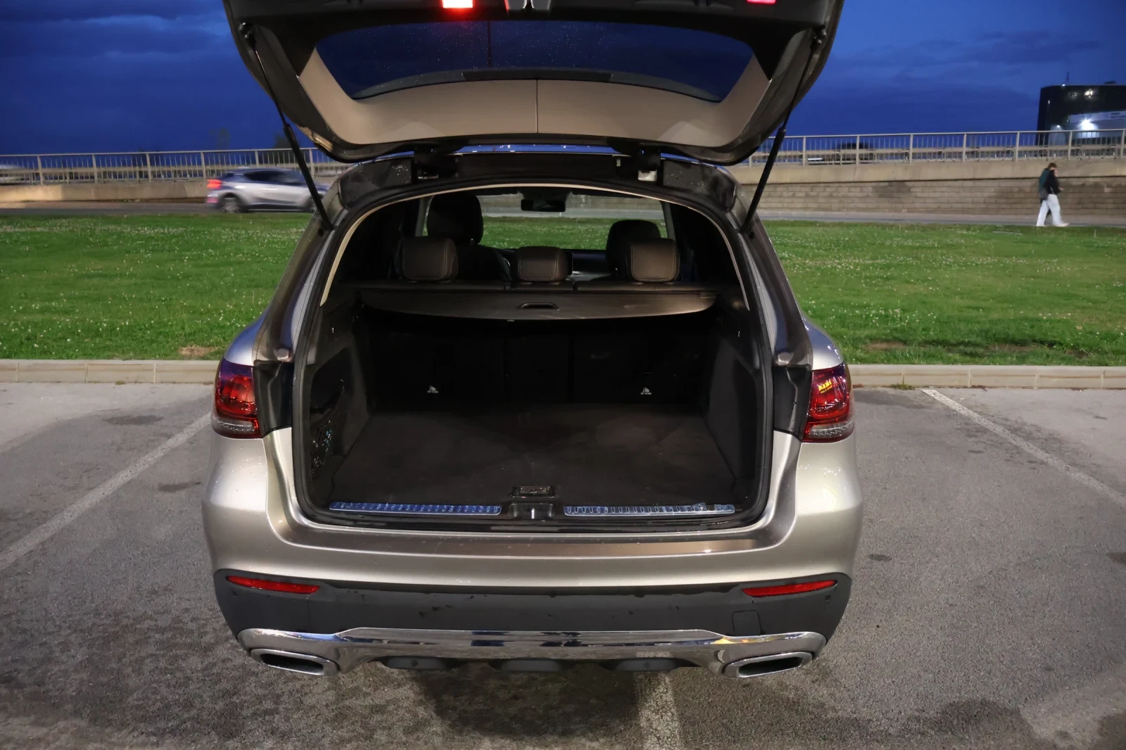 Mercedes-Benz GLC 200, снимка 7 - Автомобили и джипове - 54385681
