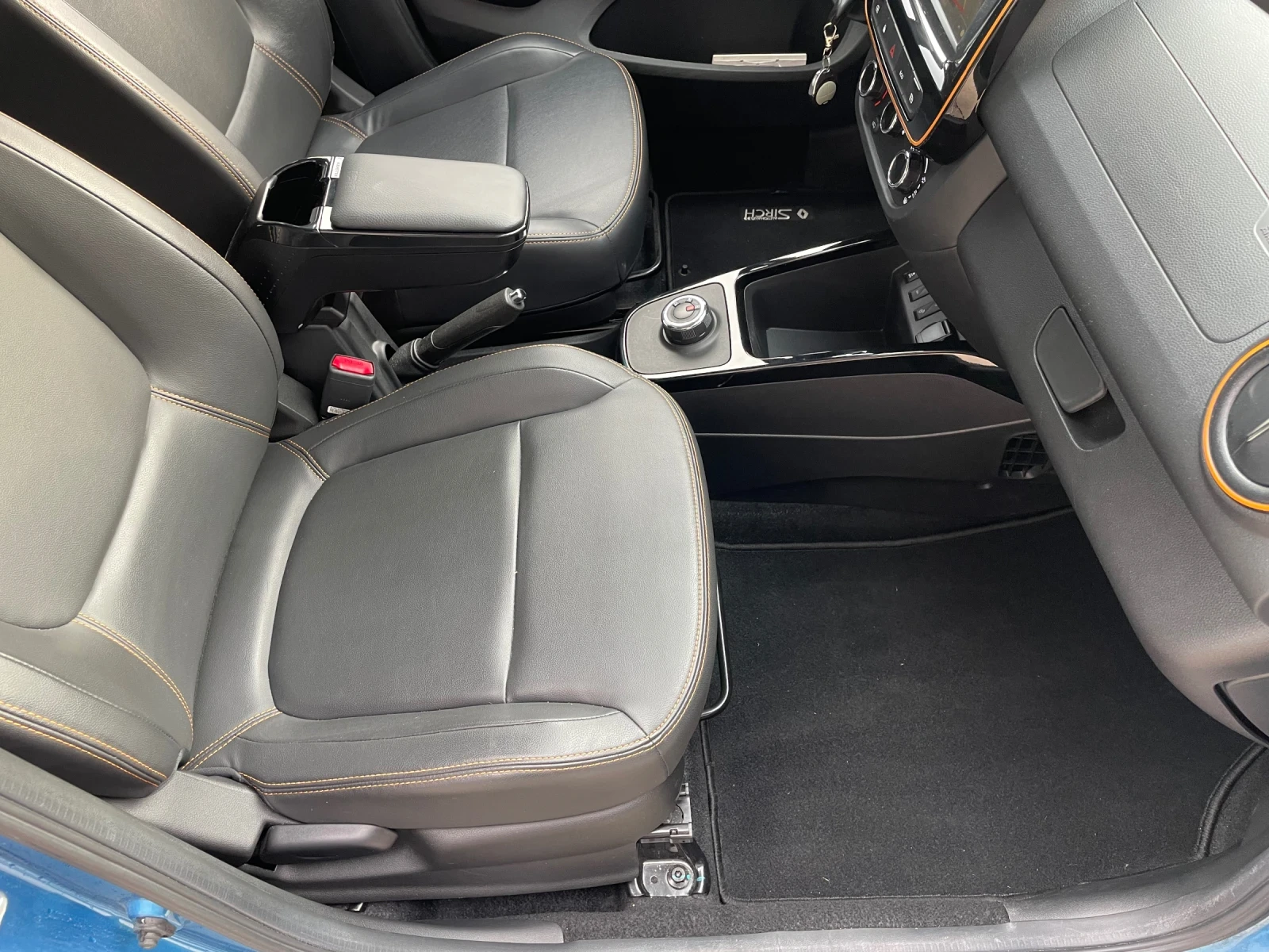 Dacia Spring Comfort Plus, снимка 10 - Автомобили и джипове - 54495069