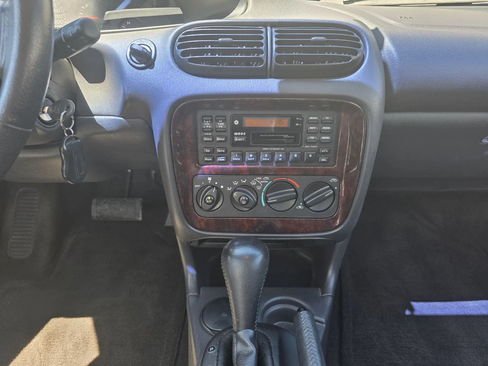 Chrysler Stratus 2.5L, снимка 14 - Автомобили и джипове - 54564250