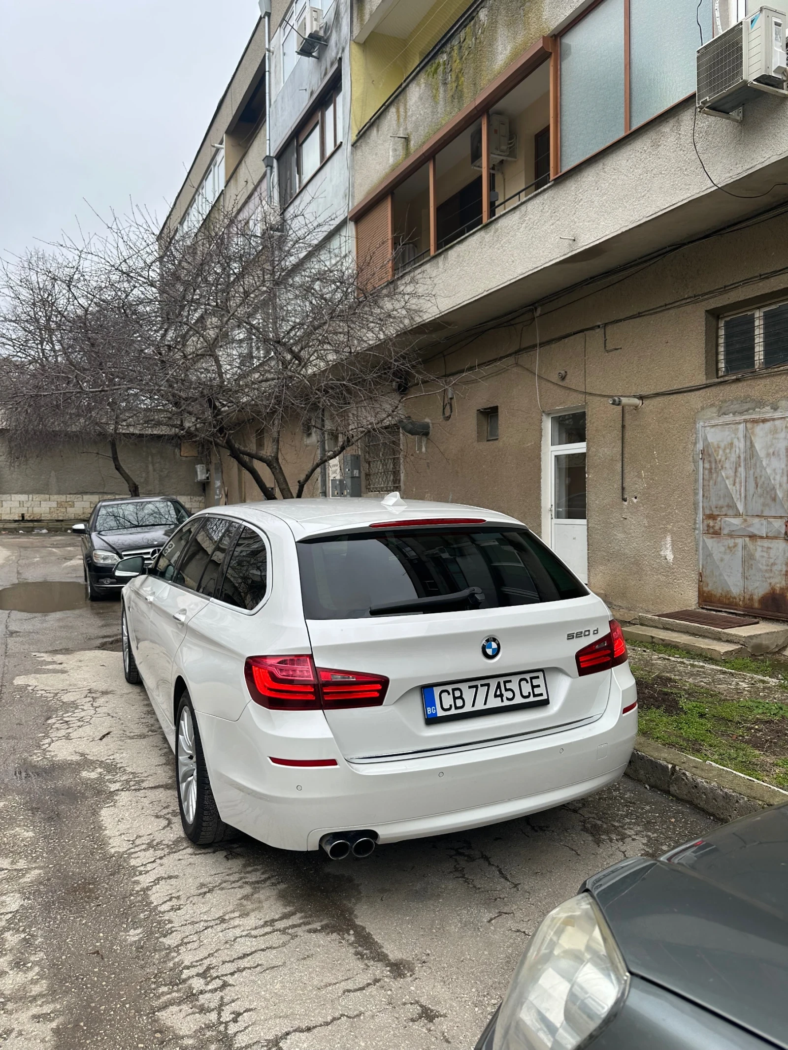 BMW 520, снимка 4 - Автомобили и джипове - 54635243