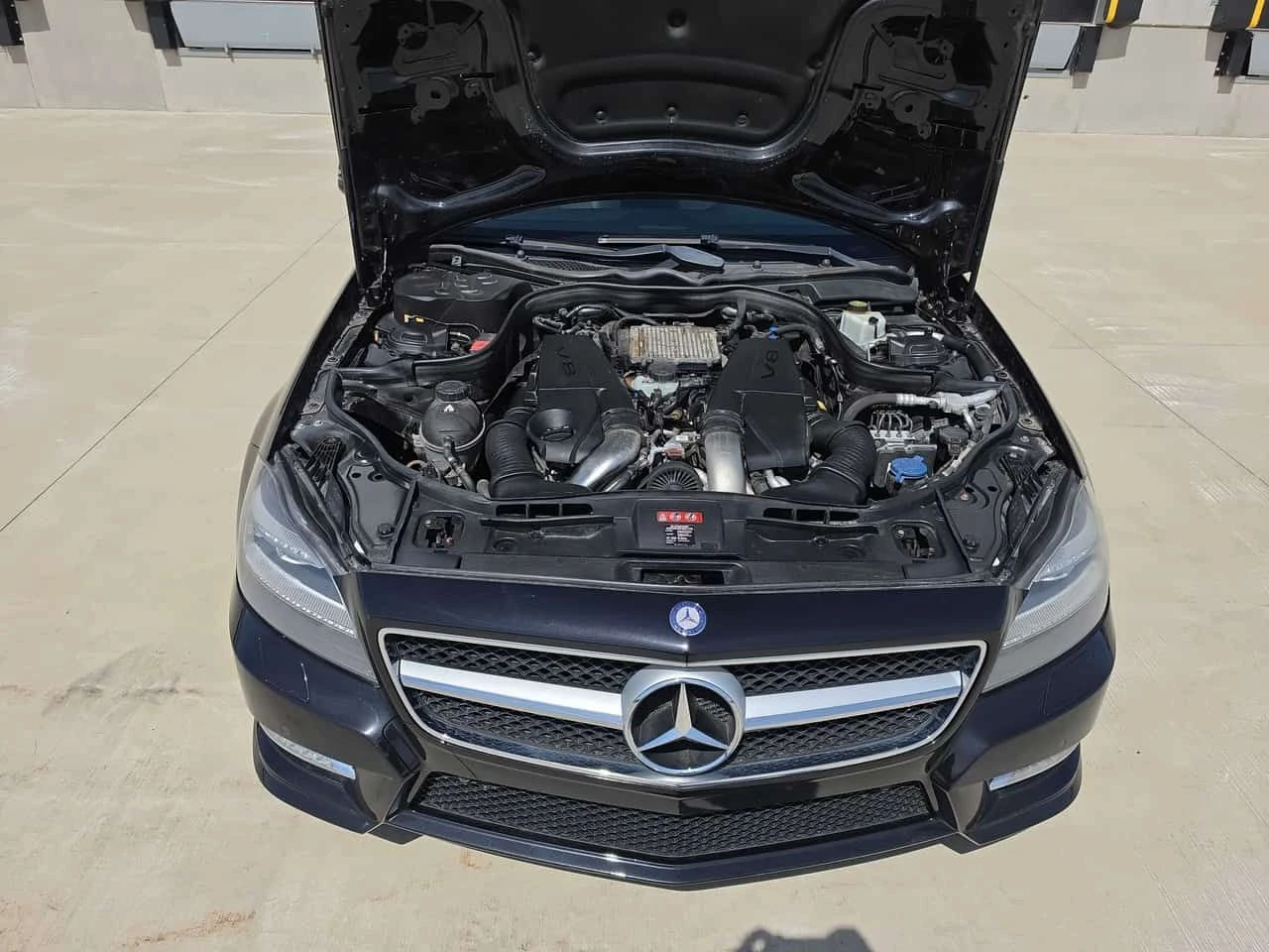 Mercedes-Benz CLS 550 | БЕЗ УДАРИ| КЛИПОВЕ| CARFAX| АВТОКРЕДИТ, снимка 3 - Автомобили и джипове - 54756992