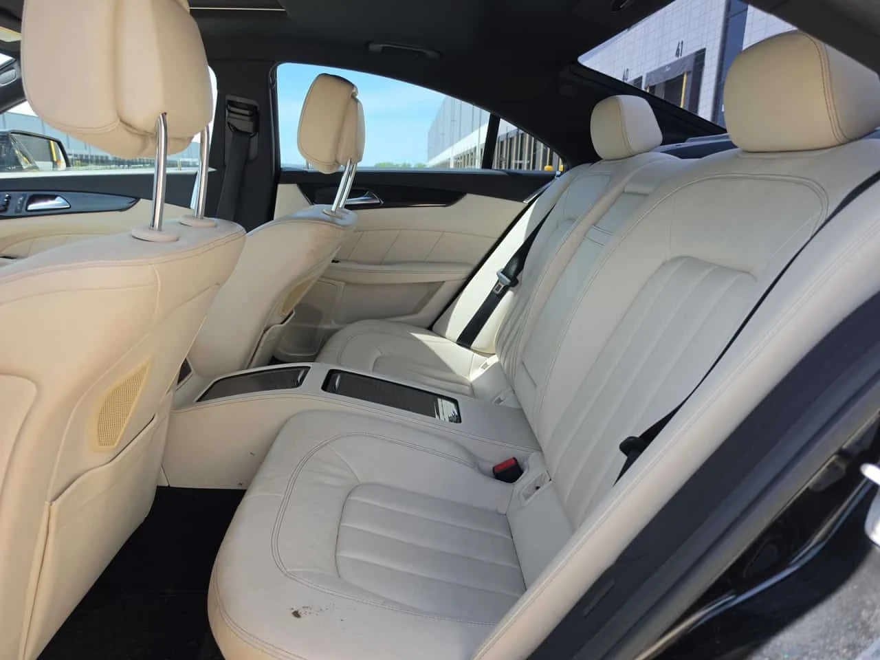 Mercedes-Benz CLS 550 | БЕЗ УДАРИ| КЛИПОВЕ| CARFAX| АВТОКРЕДИТ, снимка 12 - Автомобили и джипове - 54756992