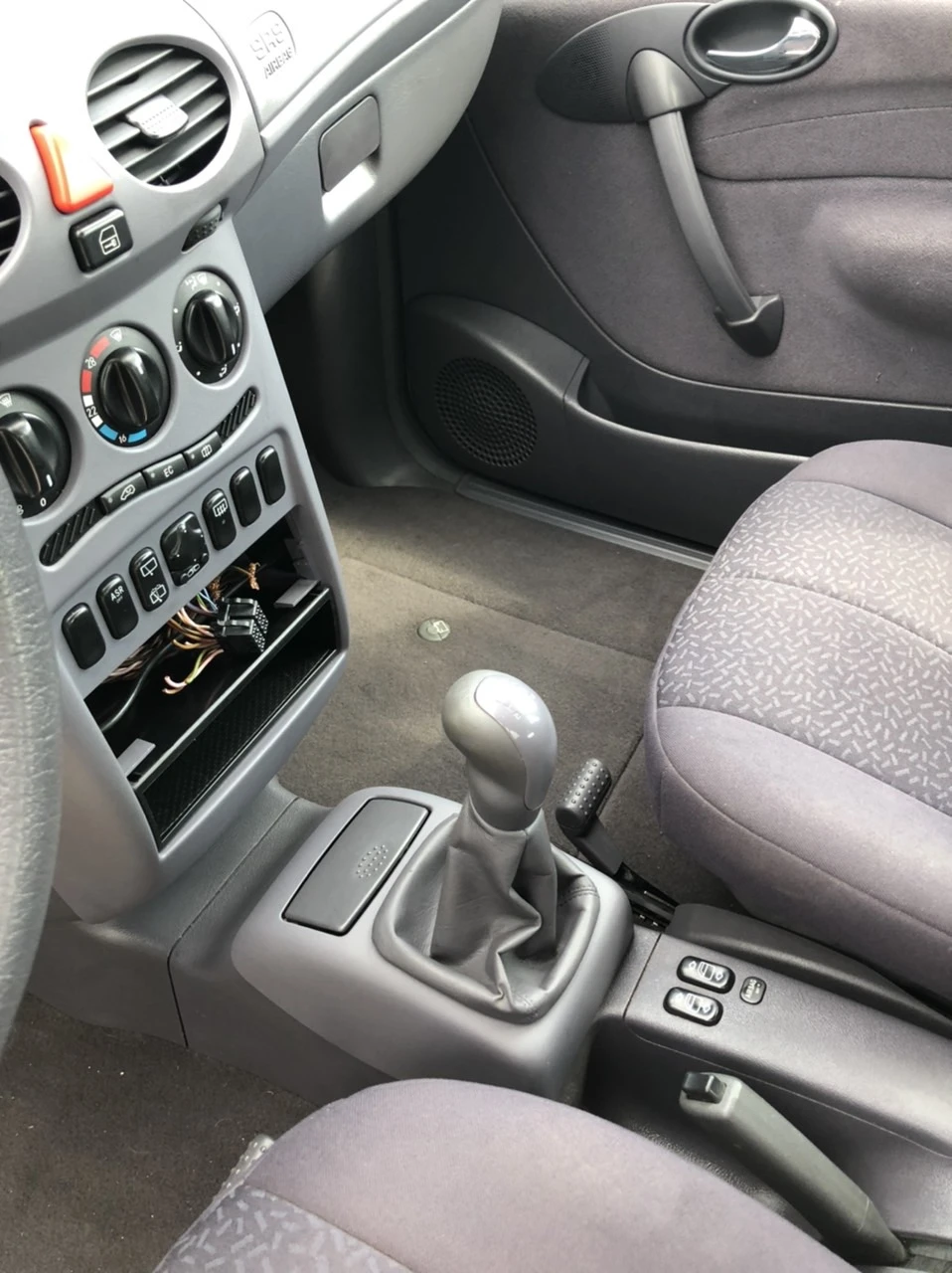 Mercedes-Benz A 140, снимка 5 - Автомобили и джипове - 54954544