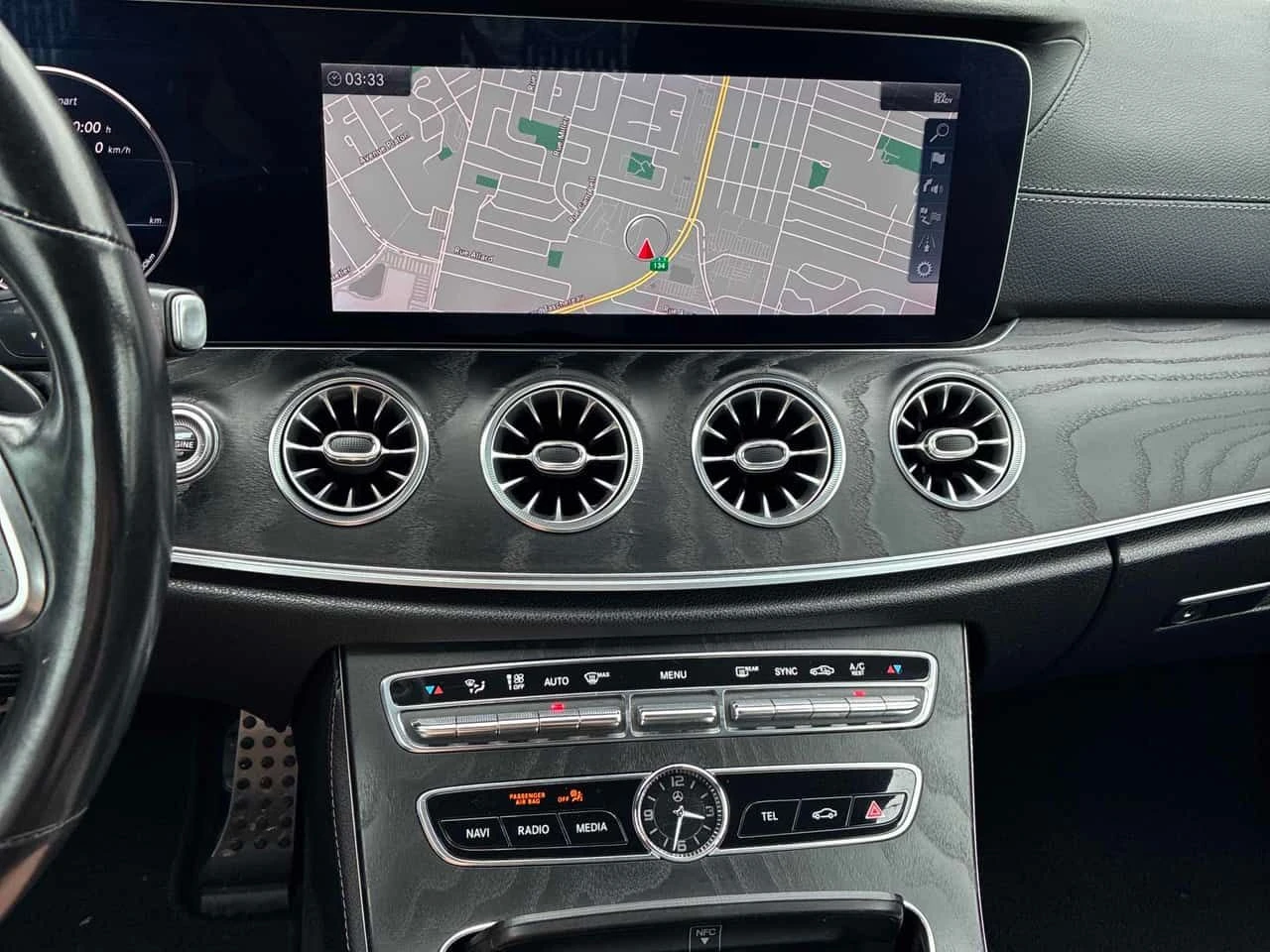 Mercedes-Benz E 450 * CARFAX * ЦЕНА ДО БГ, снимка 13 - Автомобили и джипове - 55234694