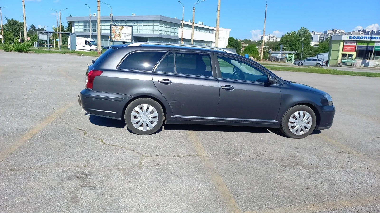 Toyota Avensis 2.0d4d 126к.с , снимка 7 - Автомобили и джипове - 55982391