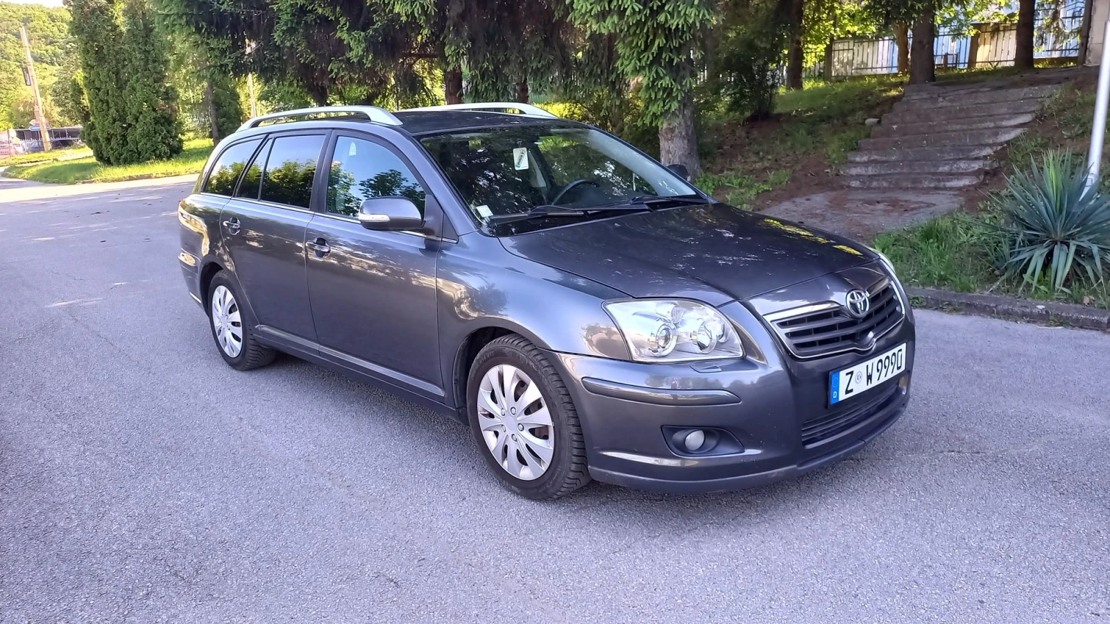 Toyota Avensis 2.0d4d 126к.с , снимка 2 - Автомобили и джипове - 55982391