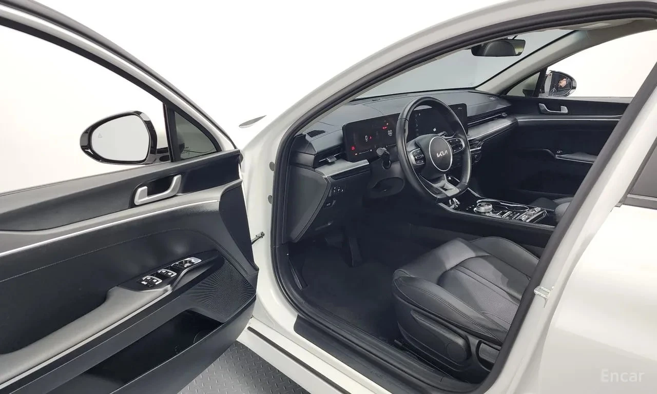 Kia K5 * 1.6 Turbo * ЦЕНА ДО БГ, снимка 5 - Автомобили и джипове - 56129477