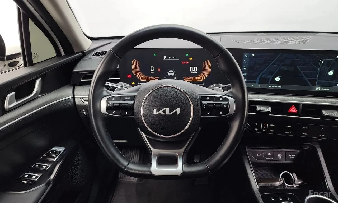 Kia K5 * 1.6 Turbo * ЦЕНА ДО БГ, снимка 7 - Автомобили и джипове - 56129477