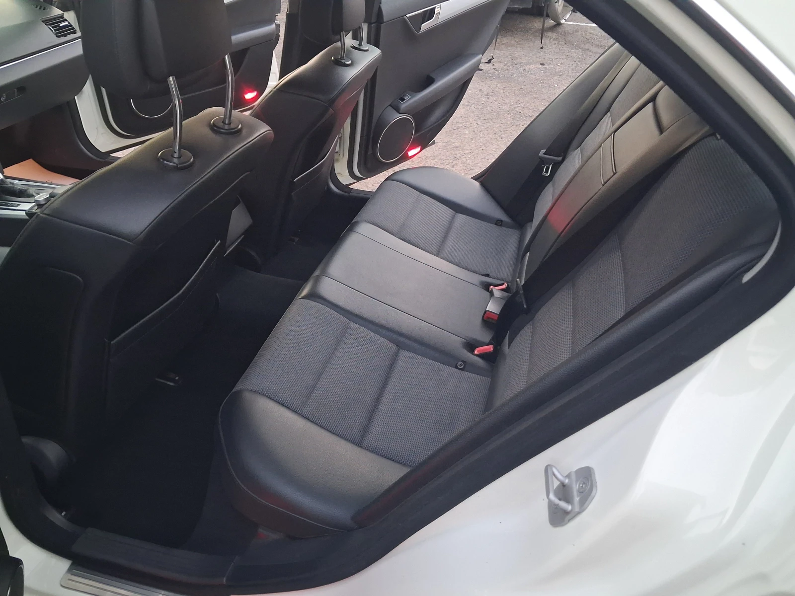 Mercedes-Benz C 220 2.2cdi* Avtomat* AVANGARD* 646 | Mobile.bg � ����������� 10
