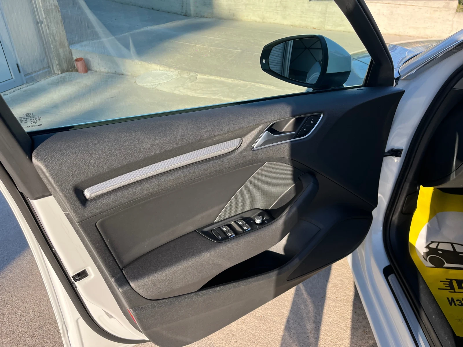 Audi A3 1.6tdi, снимка 10 - Автомобили и джипове - 56334125