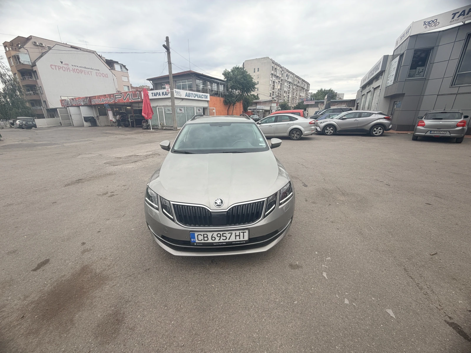 Skoda Octavia, снимка 2 - Автомобили и джипове - 56415746