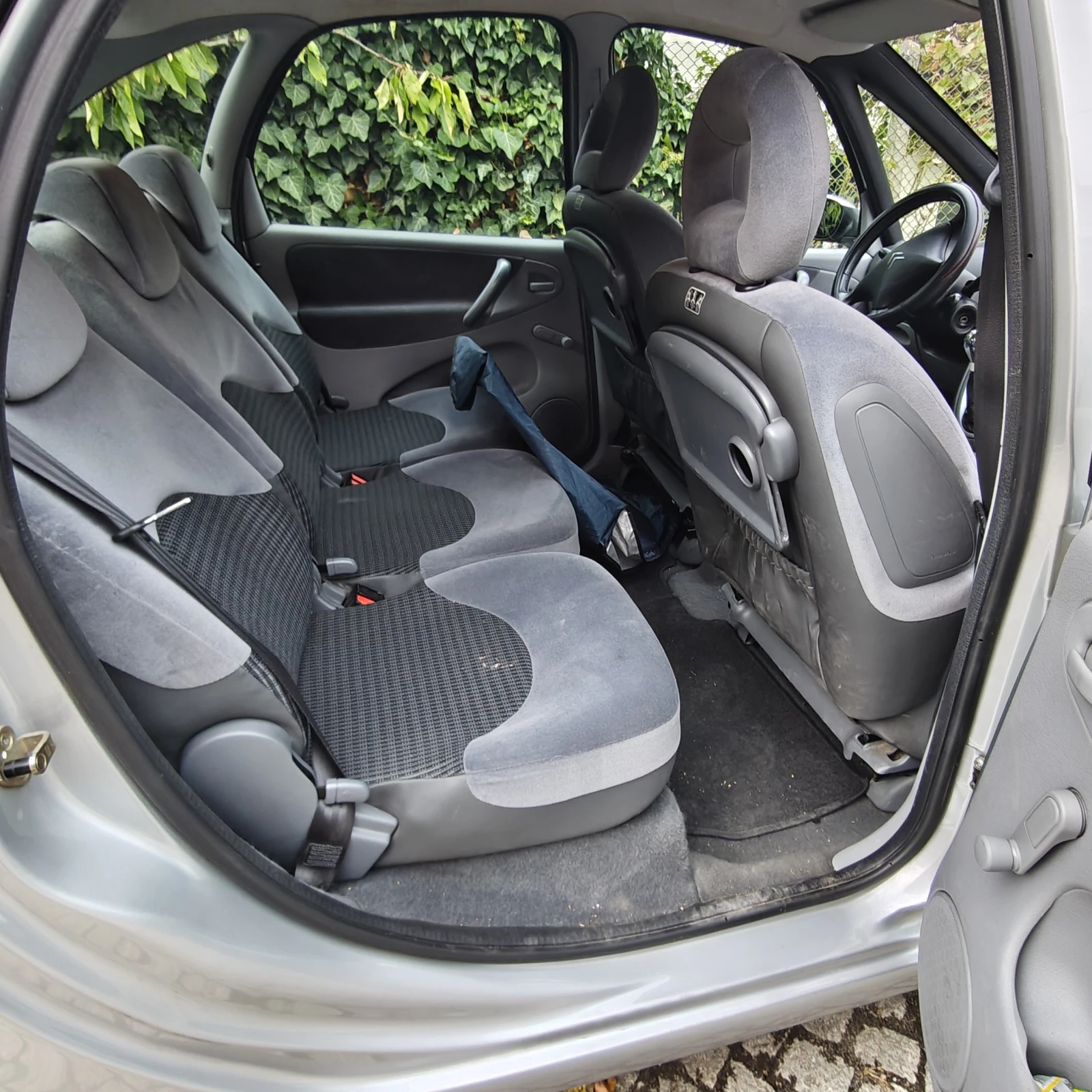 Citroen Xsara picasso, снимка 8 - Автомобили и джипове - 56666563