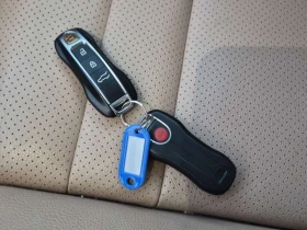 Porsche Cayenne  * CARFAX /CAMERA/ LED /BOSE  - 25000 € / 48895.75 лв. - 31966673 8