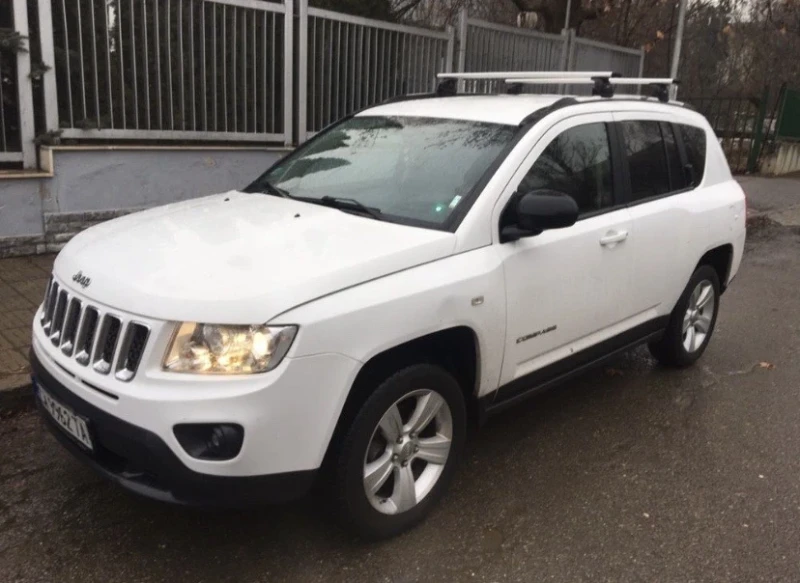 Jeep Compass Sport, снимка 4 - Автомобили и джипове - 47244233