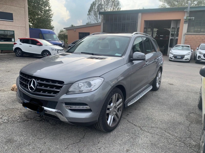 Mercedes-Benz ML 350 D BLUETEC 4MATIC, снимка 1 - Автомобили и джипове - 47381395