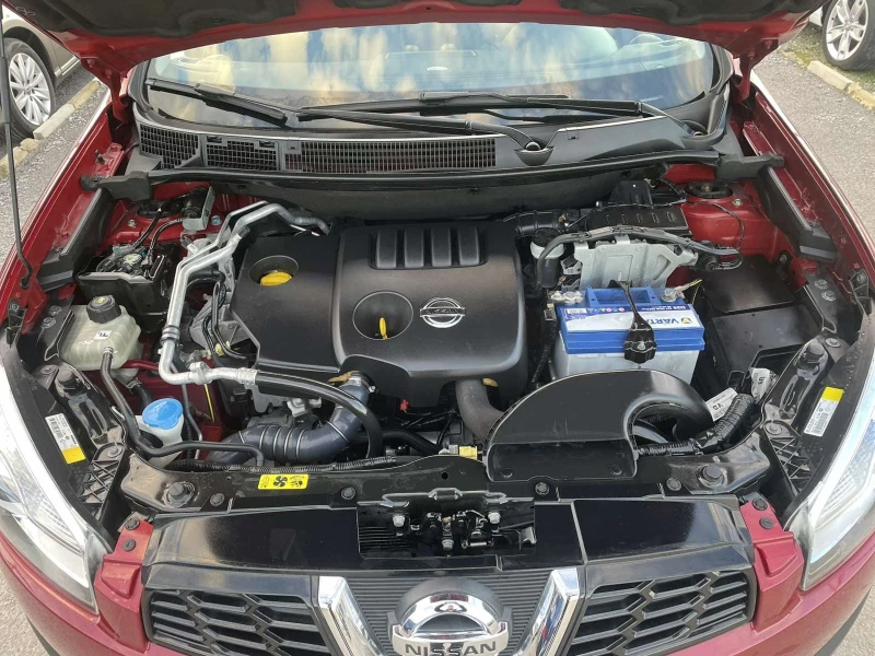 Nissan Qashqai 1.5 DCI, снимка 7 - Автомобили и джипове - 48500619