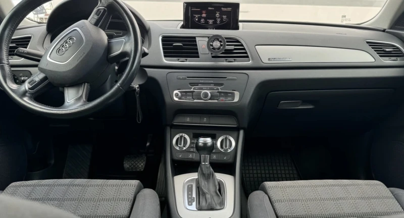 Audi Q3 2.0 TDI QUATTRO, снимка 8 - Автомобили и джипове - 52132608
