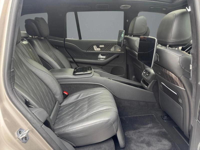 Mercedes-Benz GLS 600 MAYBACH/NIGHT SERIES/FIRST CLASS/TWO-TONE/BURM 3D/, снимка 14 - Автомобили и джипове - 52385905