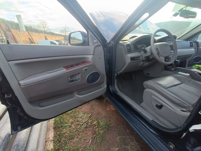 Jeep Grand cherokee 3.0CRD 218 hp, снимка 14 - Автомобили и джипове - 52817436