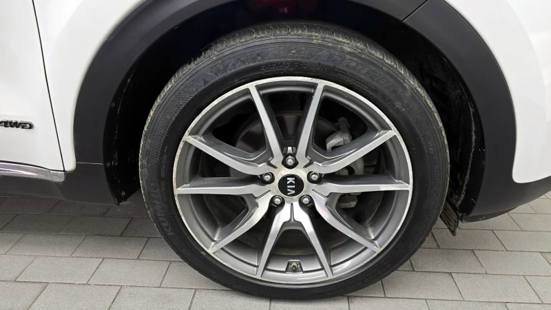 Kia Sportage 2.0CRDI/4x4/Пълна сервизна история !!!, снимка 17 - Автомобили и джипове - 53383517