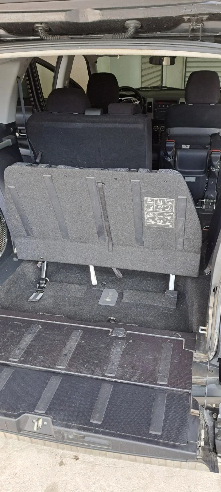 Mitsubishi Outlander, снимка 16 - Автомобили и джипове - 54490211