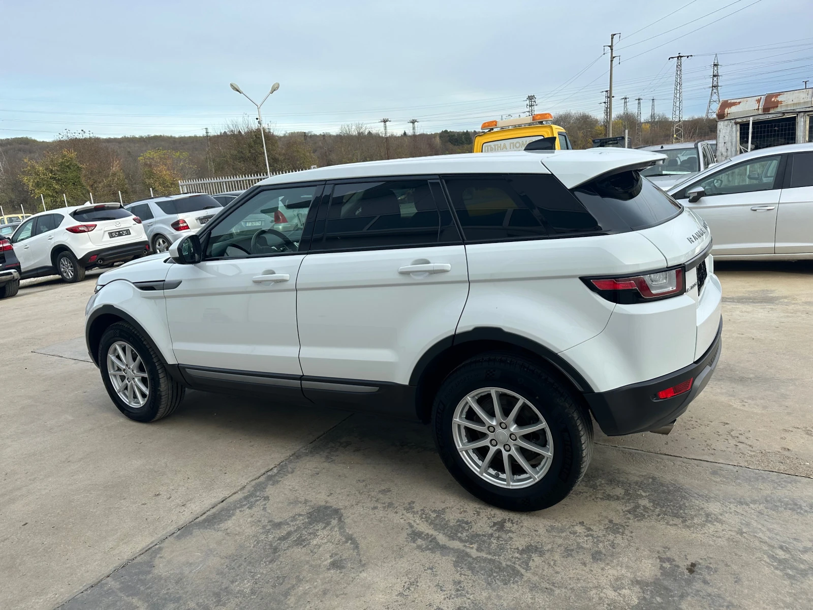 Land Rover Range Rover Evoque 2.0TD4 * 4X4* Navi* NOVA* UNIKAT* БАРТЕР*  - изображение 5