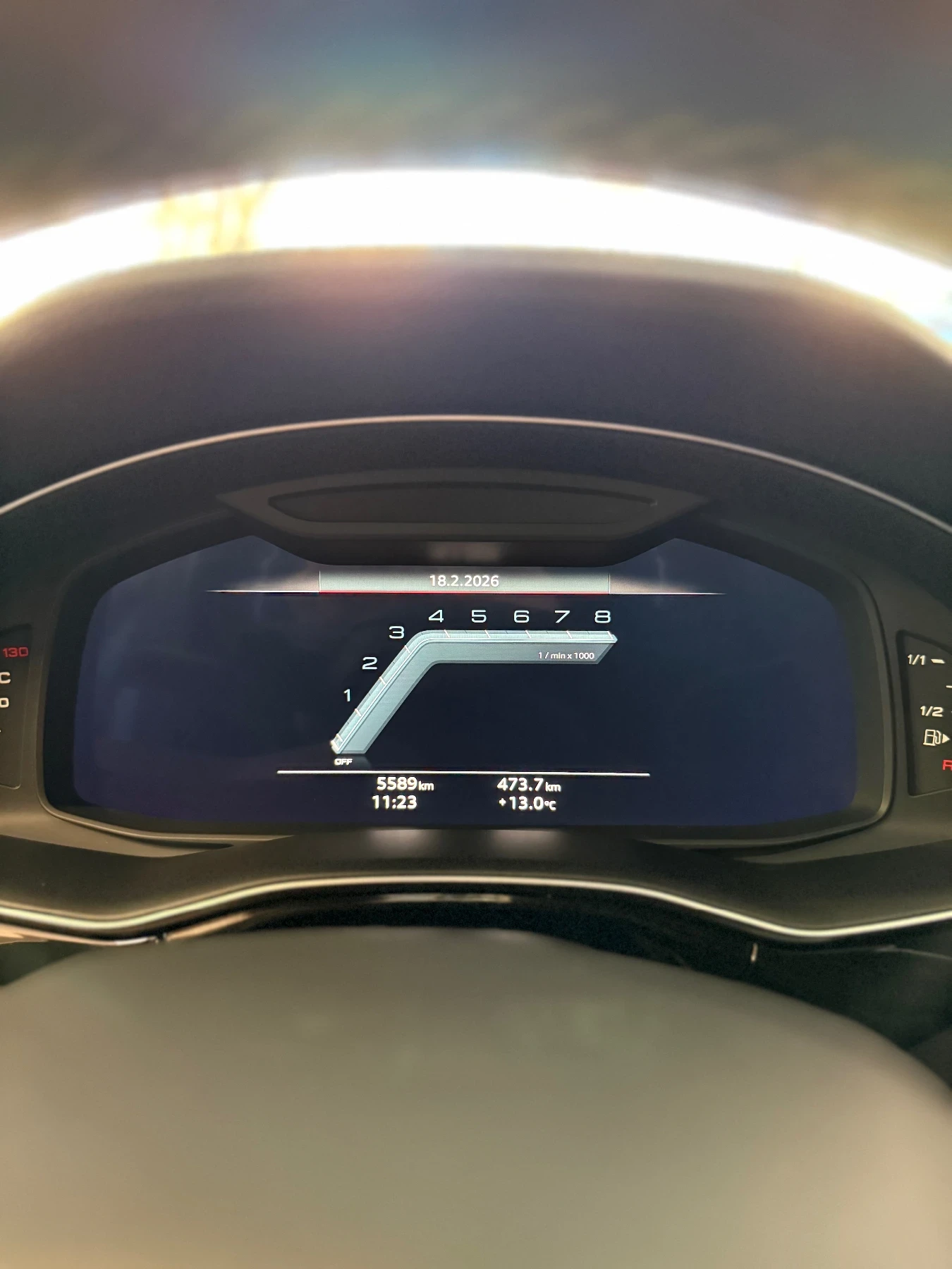 Audi SQ7 4.0 TFSI /507к.с./Quattro/Pano/7-местен, снимка 8 - Автомобили и джипове - 54231841