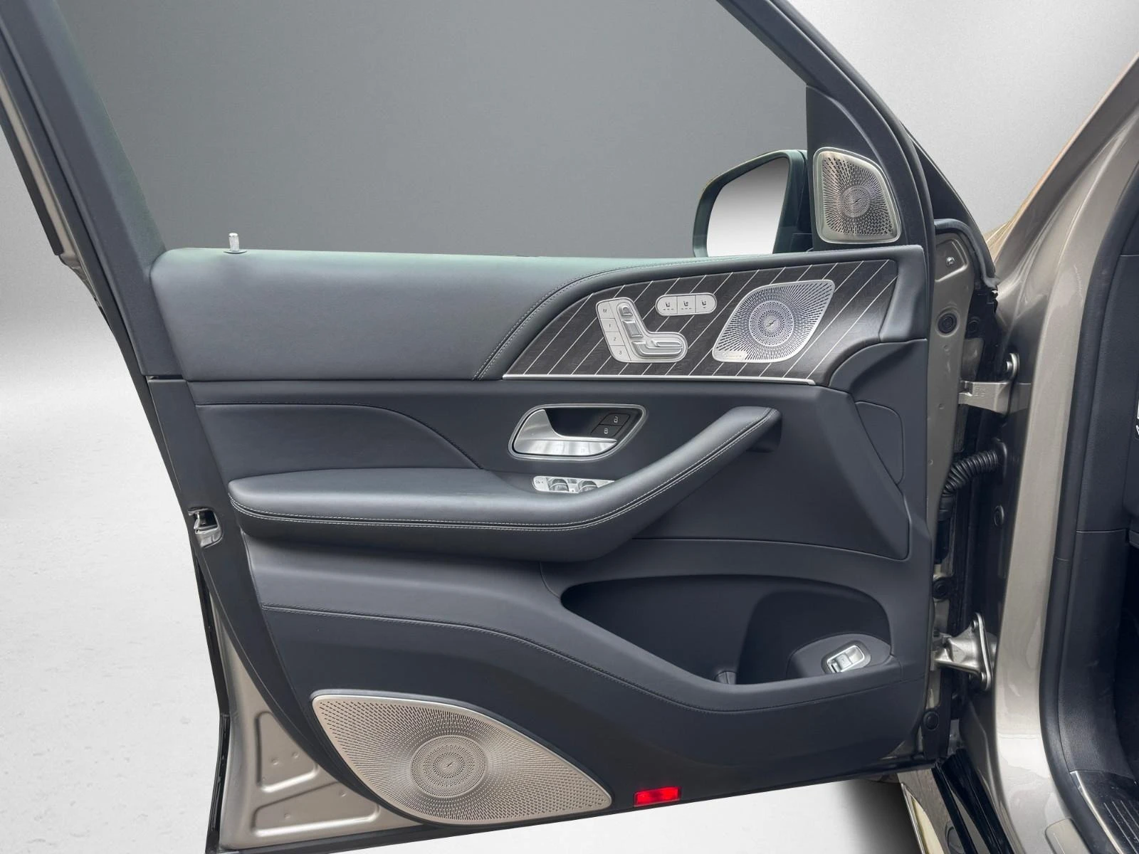 Mercedes-Benz GLS 600 MAYBACH/NIGHT SERIES/FIRST CLASS/TWO-TONE/BURM 3D/ | Mobile.bg   9