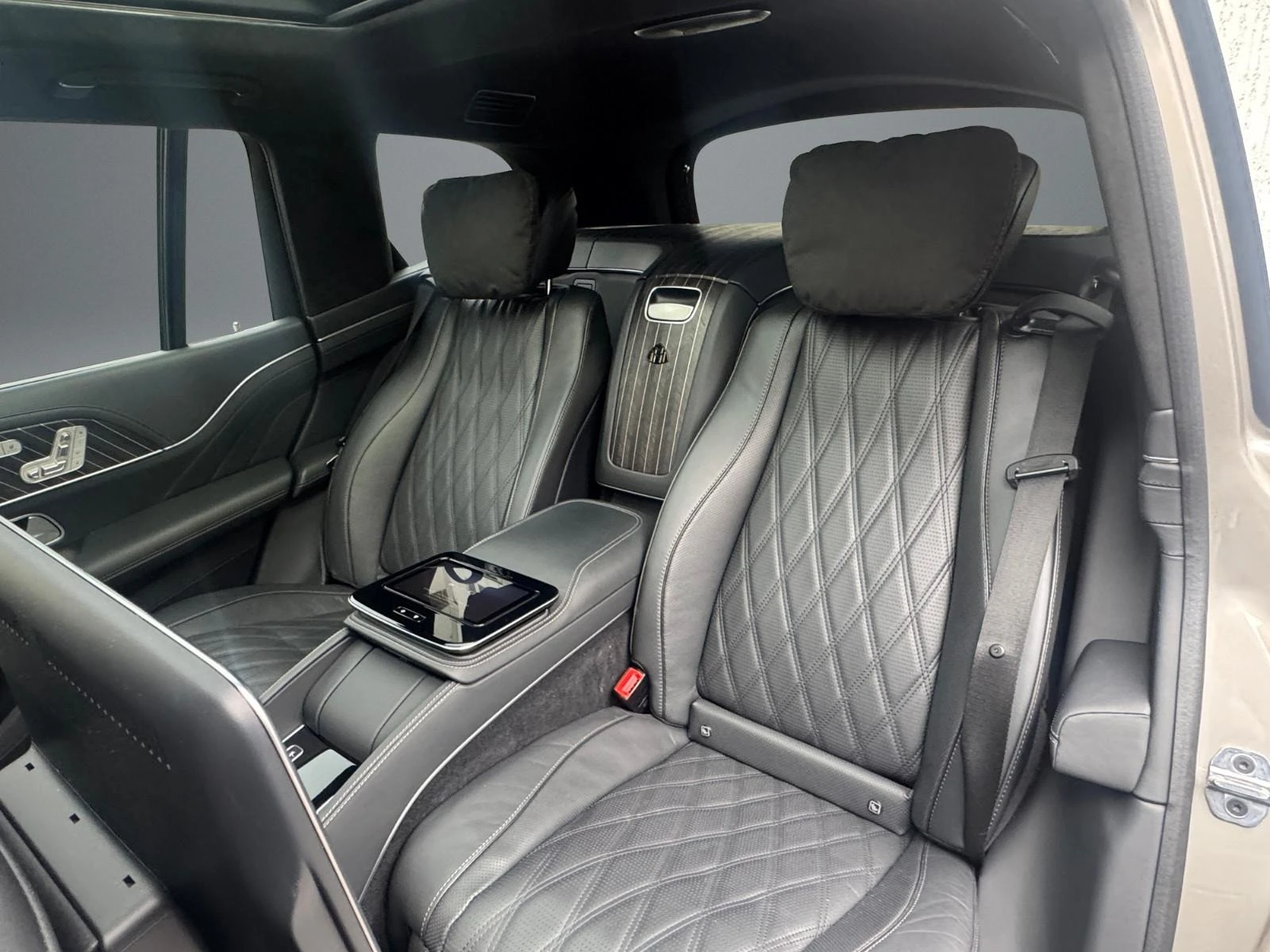 Mercedes-Benz GLS 600 MAYBACH/NIGHT SERIES/FIRST CLASS/TWO-TONE/BURM 3D/ | Mobile.bg   16