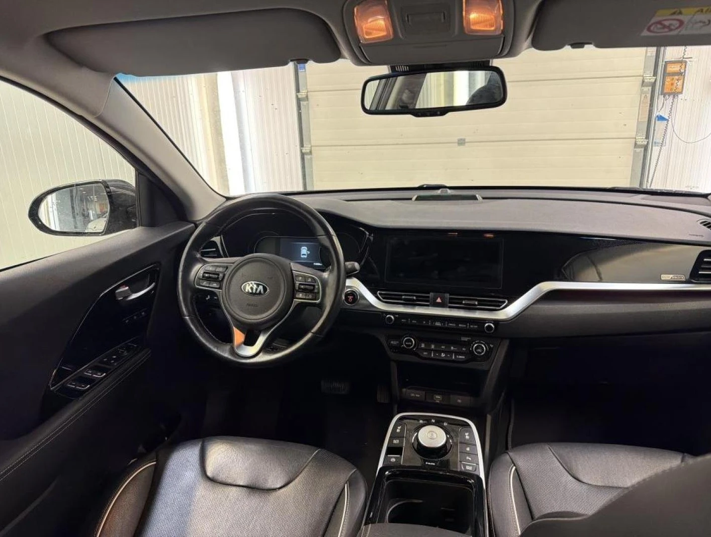 Kia Niro EV 64kWh ExecutiveLine full electric 204PS - изображение 6