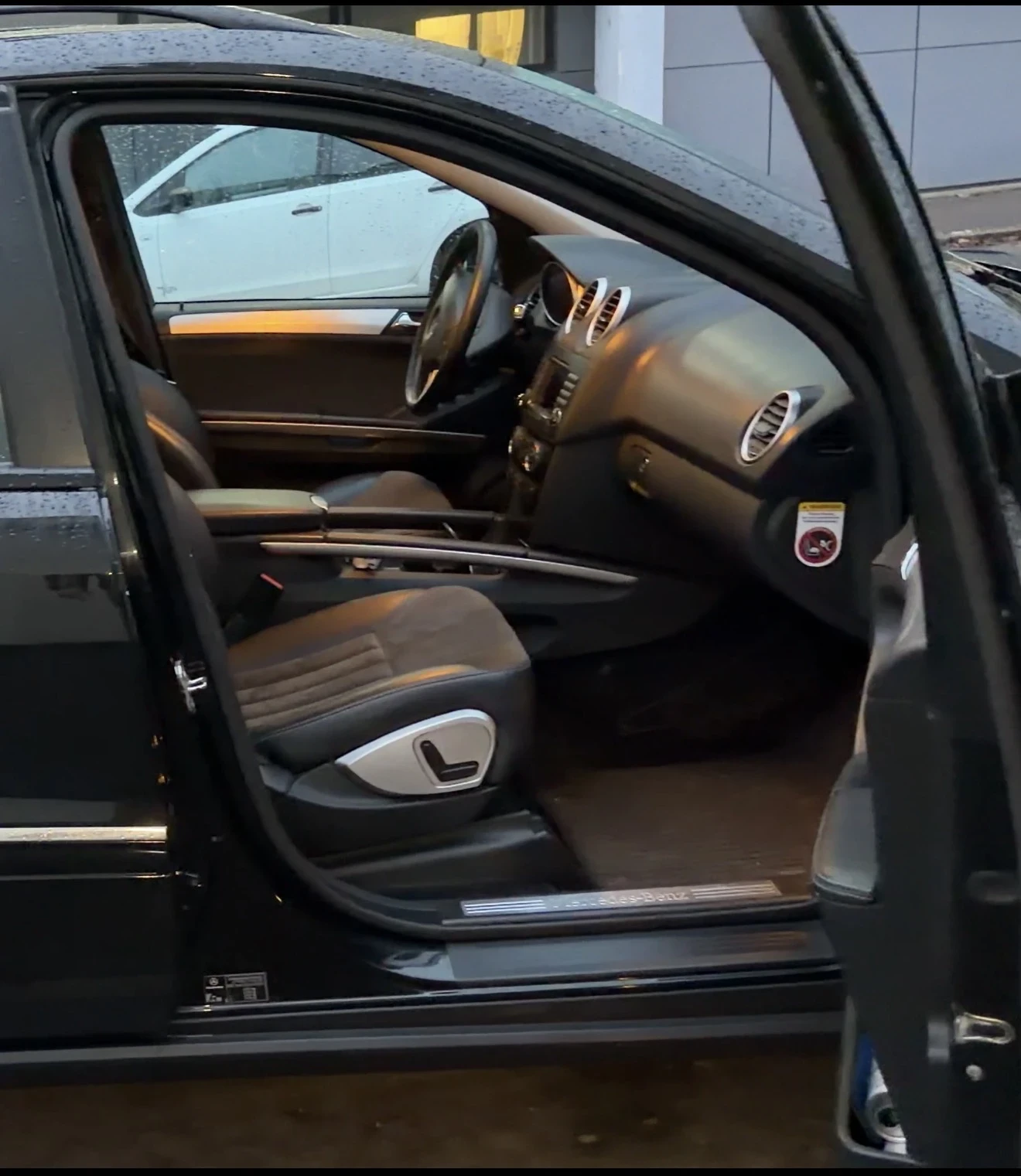 Mercedes-Benz ML 320  - изображение 5