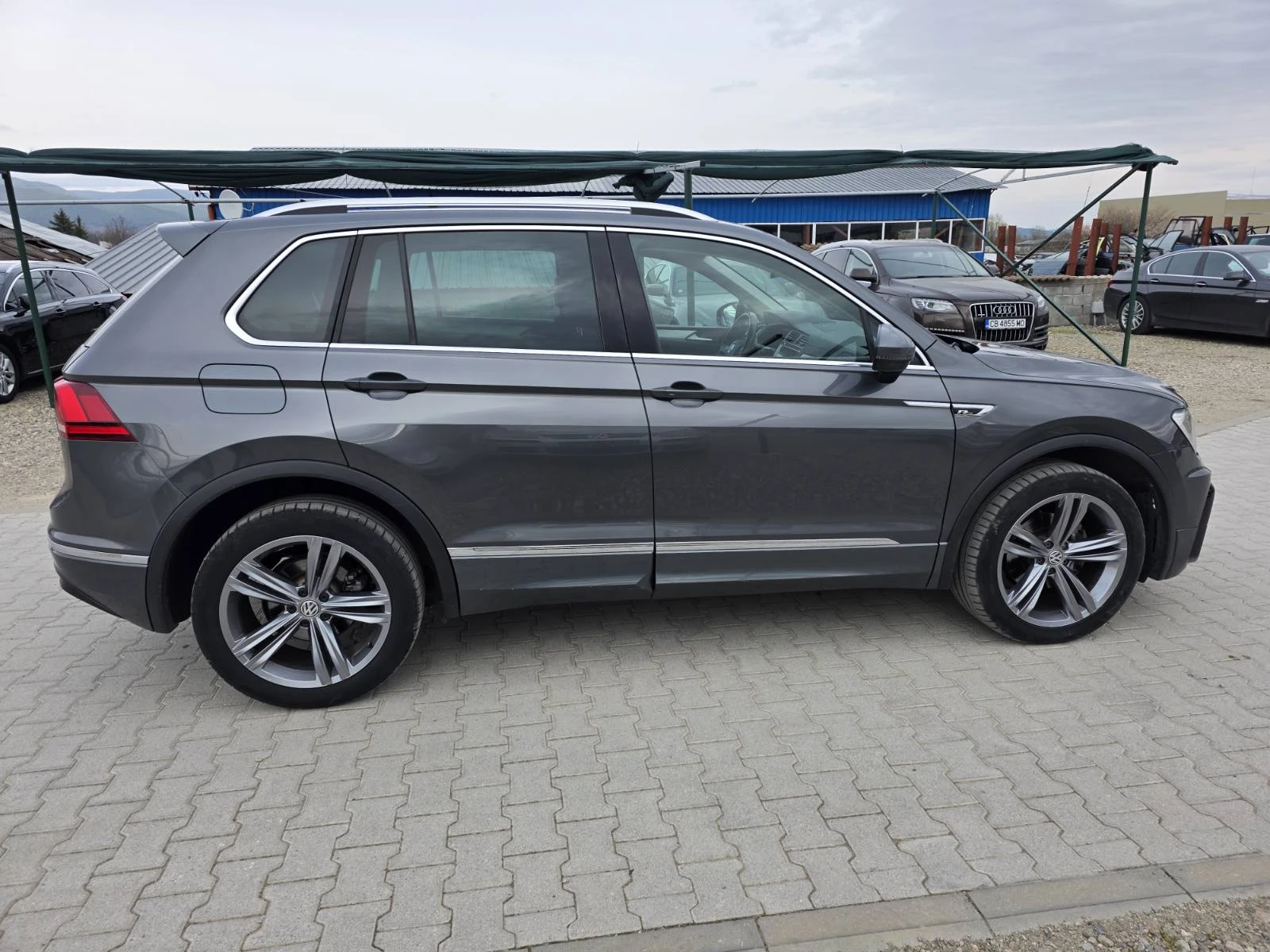 VW Tiguan R LAIN