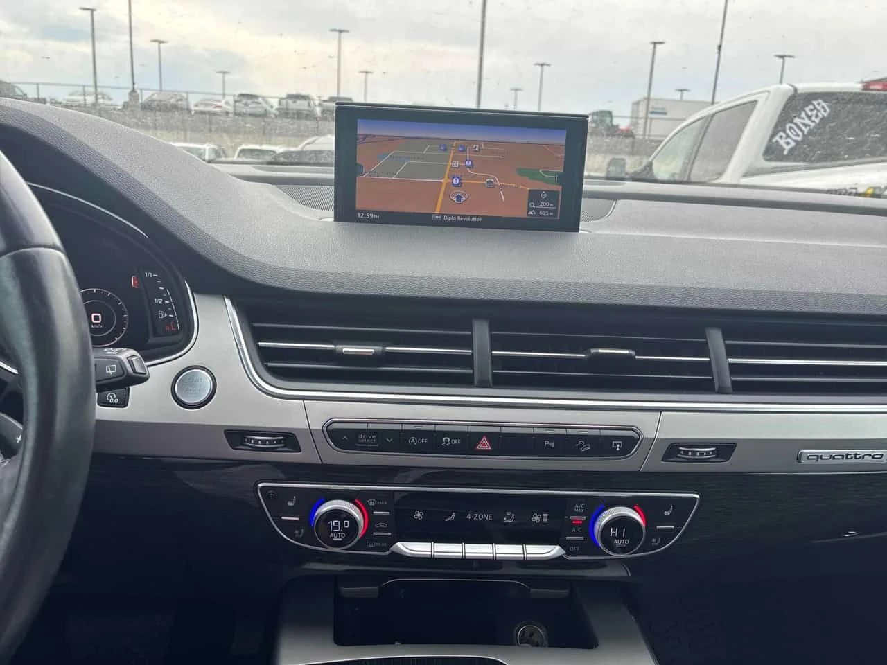 Audi Q7  Technik /360/LED/BOSE/АВТОКРЕДИТ , снимка 9 - Автомобили и джипове - 54735406