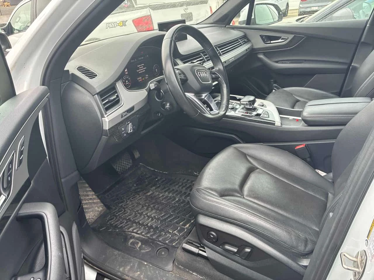 Audi Q7  Technik /360/LED/BOSE/АВТОКРЕДИТ , снимка 5 - Автомобили и джипове - 54735406
