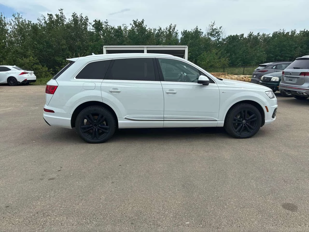 Audi Q7  Technik /360/LED/BOSE/АВТОКРЕДИТ , снимка 3 - Автомобили и джипове - 54735406