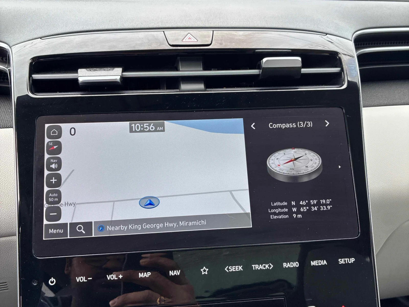 Hyundai Tucson HYBRID ULTIMATE / CARFAX, снимка 13 - Автомобили и джипове - 54920381