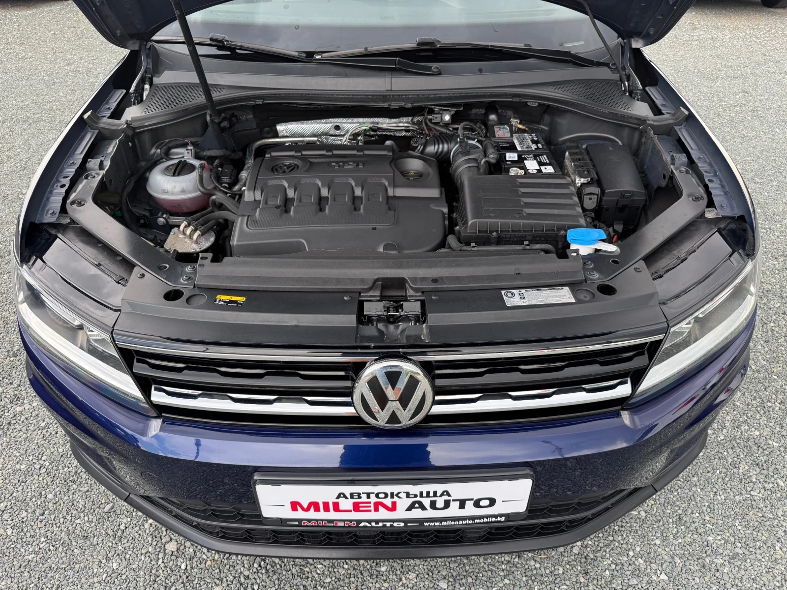 VW Tiguan (KATO НОВА)^(4x4), снимка 17 - Автомобили и джипове - 55310346