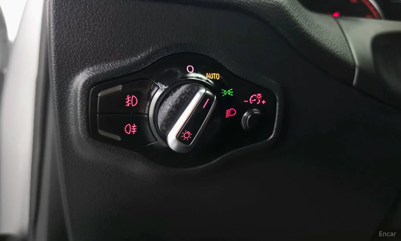 Audi Q5 20TDI* TOP CENA* , снимка 16 - Автомобили и джипове - 55582548