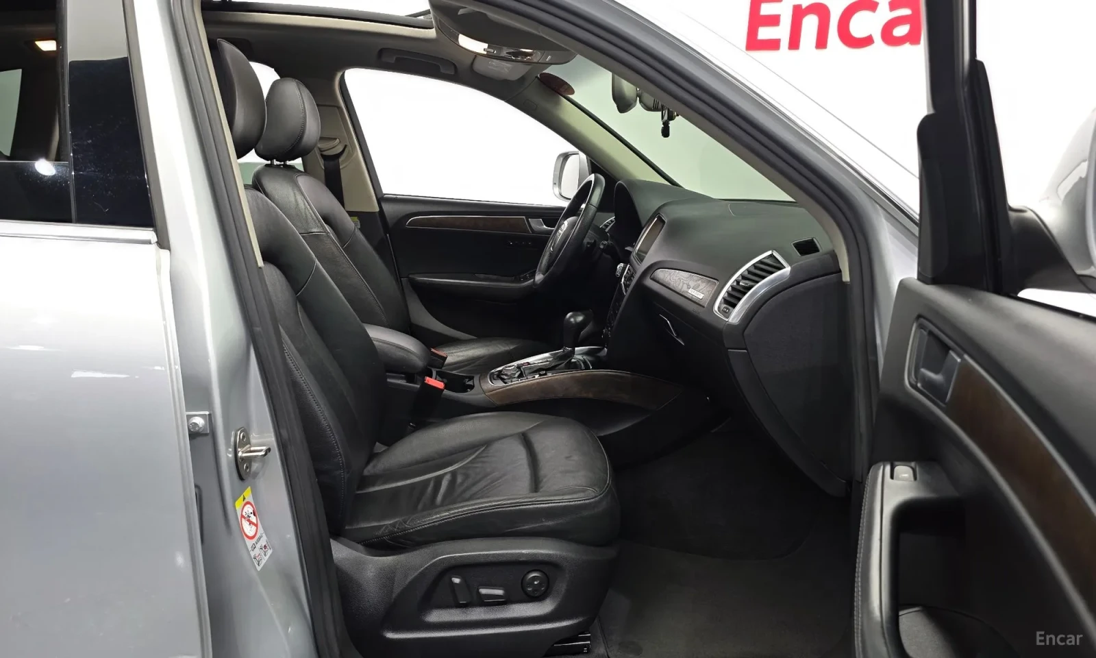 Audi Q5 20TDI* TOP CENA* , снимка 12 - Автомобили и джипове - 55582548